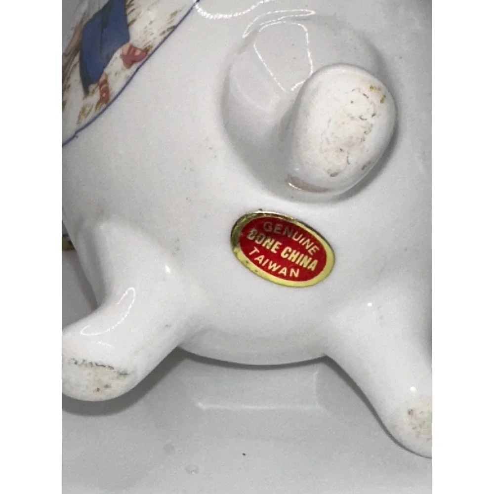 Vintage Bone China Egg Vase Tripod Footed Gold Trim Lady with Classic Car 3